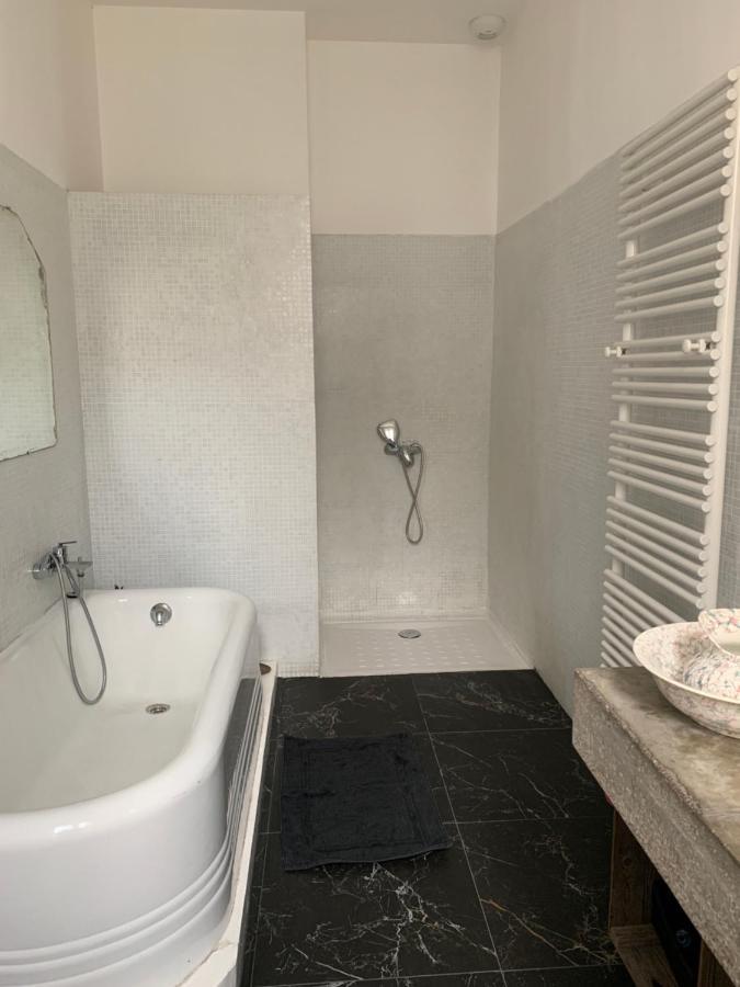 Liberte Bed and Breakfast Marseilles Buitenkant foto